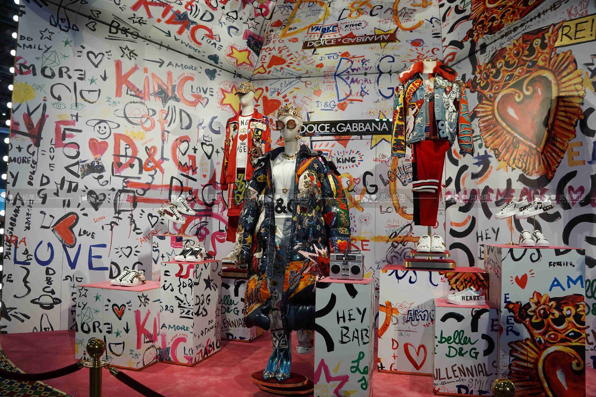 杜嘉班納-2019年上海展會(huì)展臺(tái)設(shè)計(jì)案例