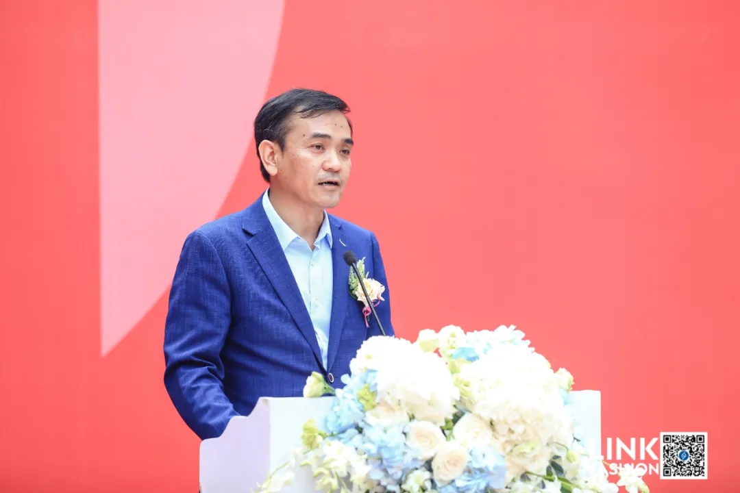 全國(guó)工商聯(lián)紡織服裝業(yè)商會(huì)秘書長(zhǎng)朱鈞先生.jpg